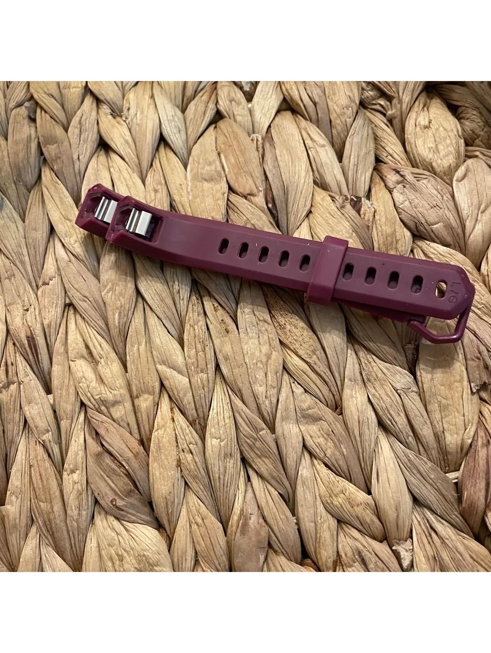 ✅Fitbit Inspire 2 Replacement Wristband Strap - Burgundy